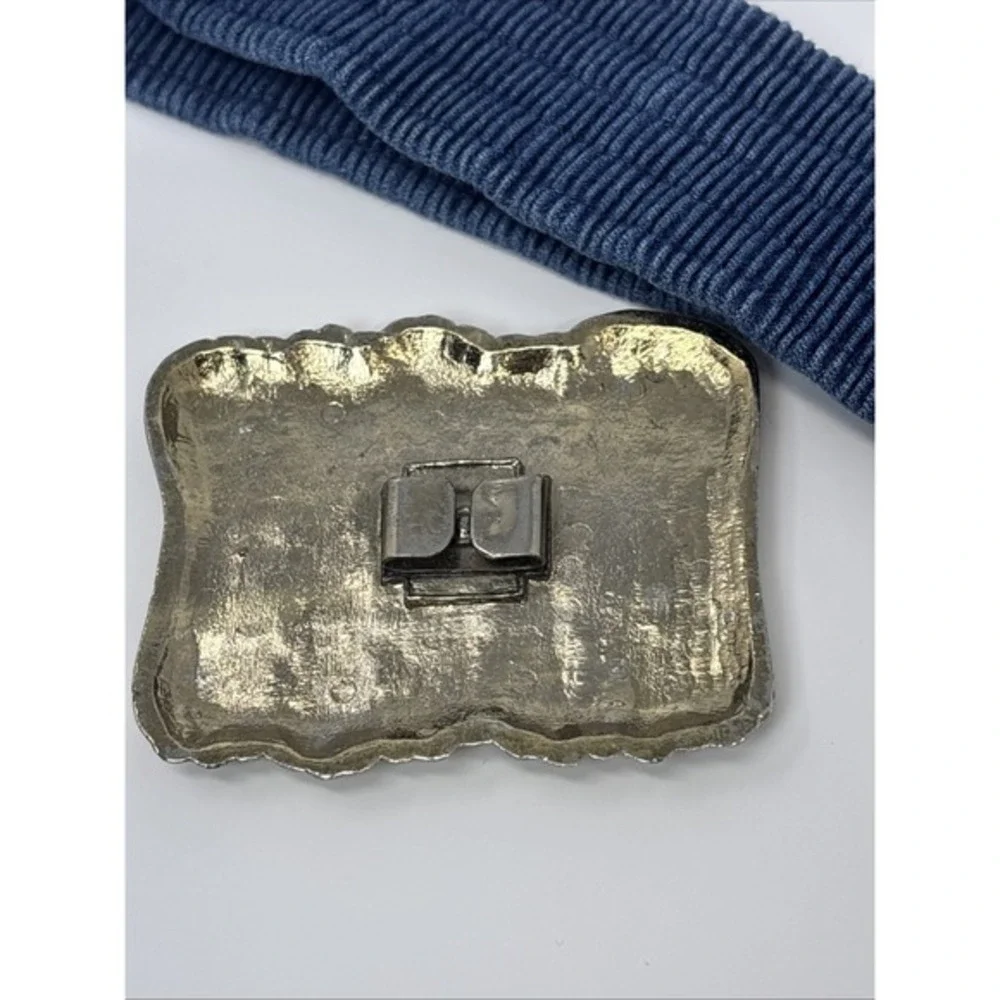Vintage Navy Blue Elastic Cinch Belt Gold Tone Textured Sculptural‎ Buckle Retro